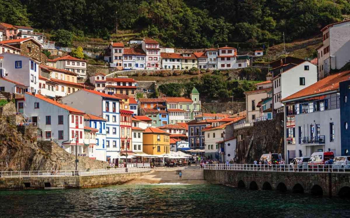 El Pedroso De Llanes Villahormes Exterior foto